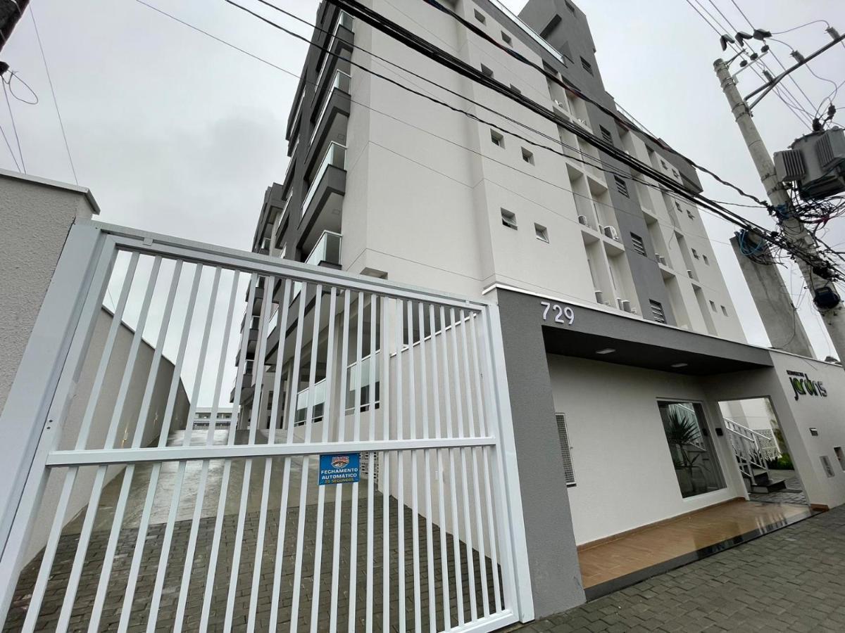 Apartamento Com Piscina No Centro Appartement Ubatuba Buitenkant foto