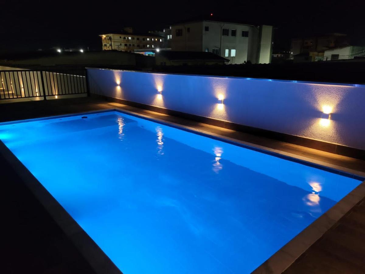 Apartamento Com Piscina No Centro Appartement Ubatuba Buitenkant foto