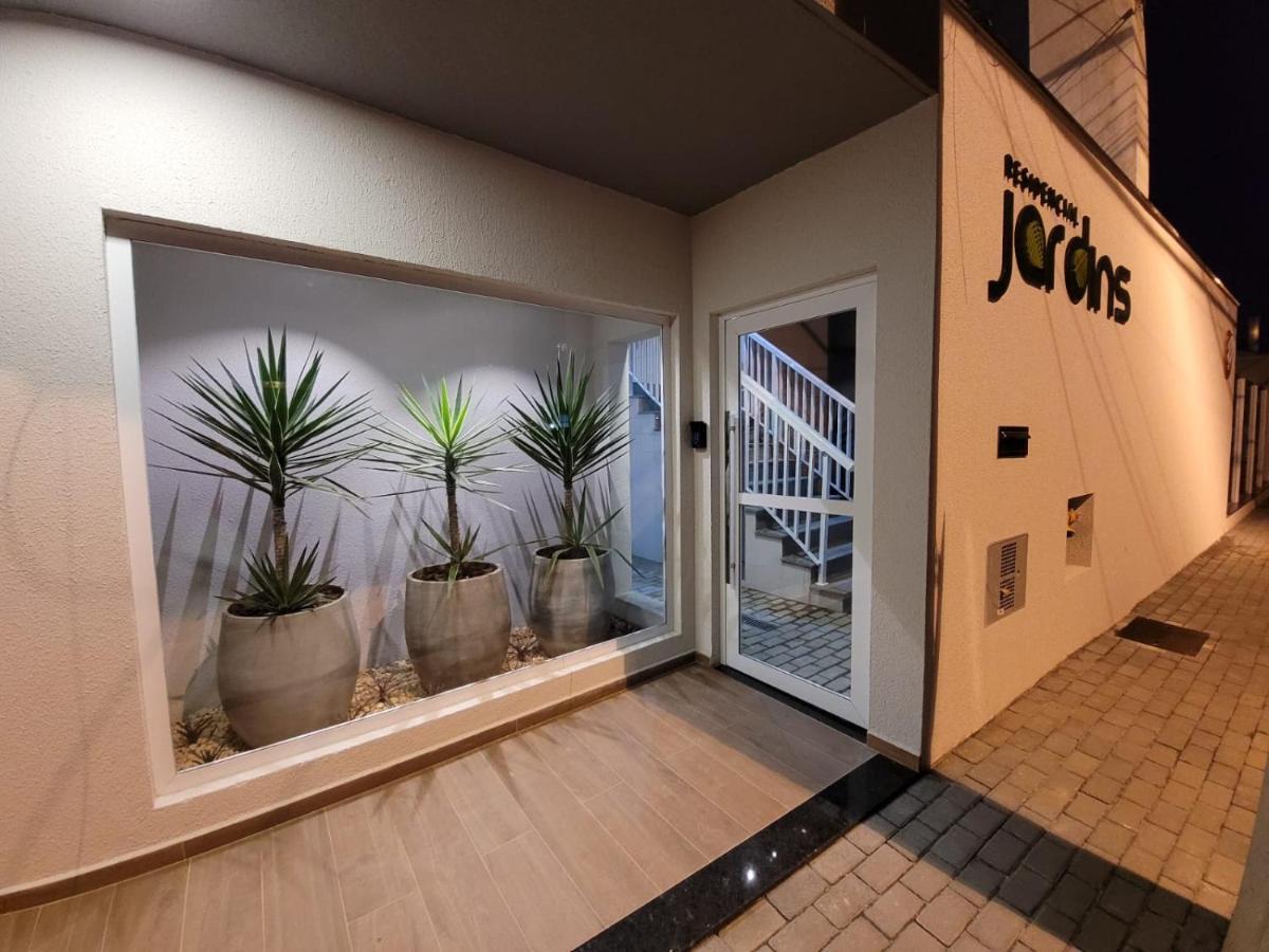 Apartamento Com Piscina No Centro Appartement Ubatuba Buitenkant foto